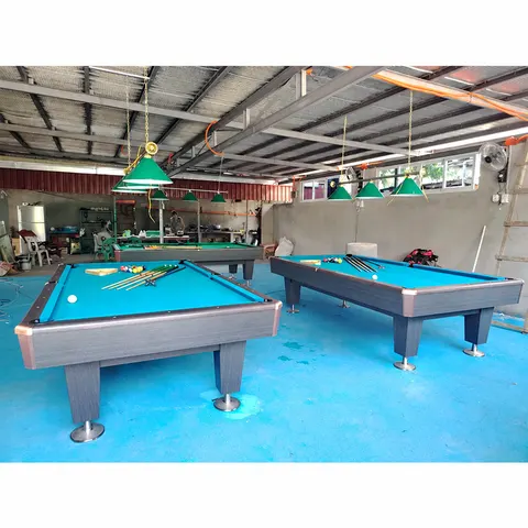 Billard américain Pontarlier en bois massif